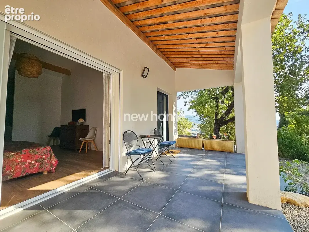 Draguignan – Maison récente en position dominante, au calme avec piscine - photo 14