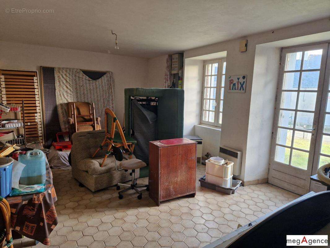 Maison à MAURE-DE-BRETAGNE