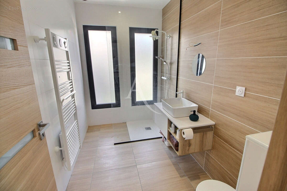 Villa comptemporaine 4 faces de 110 m² habitables dans  quartier residentiel - photo 11