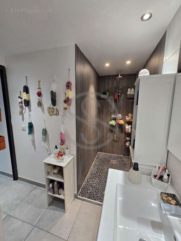 Appartement à LA COTE-SAINT-ANDRE