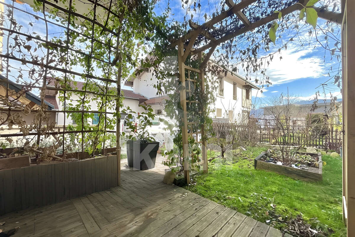 Appartement à GROISY