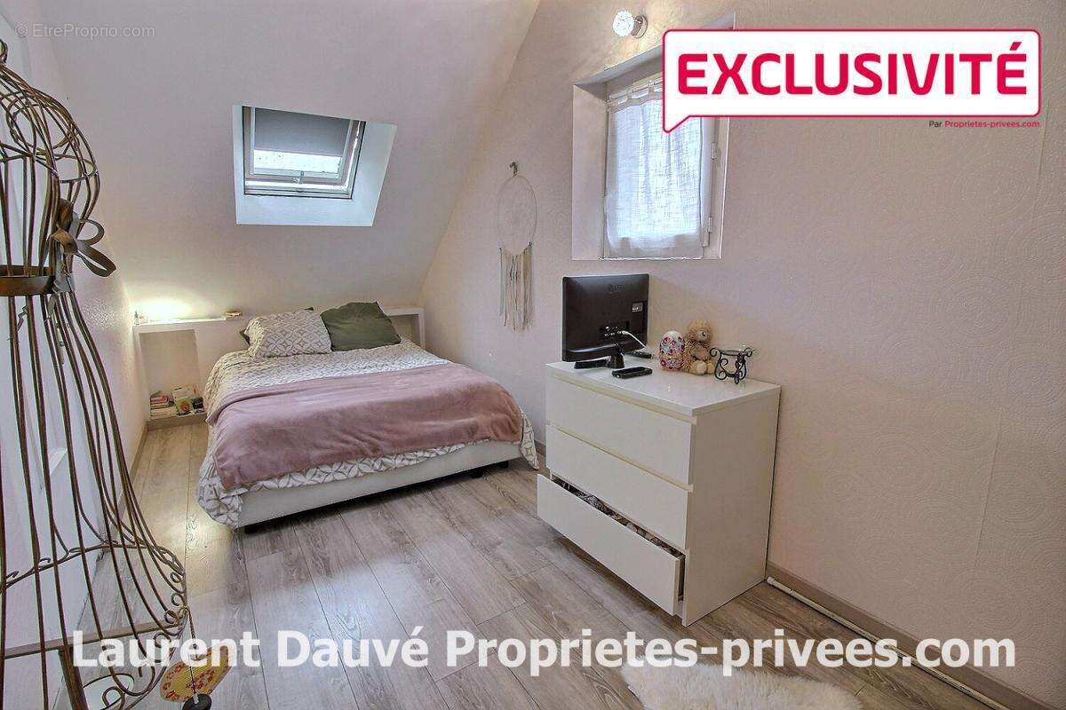 Maison à SAINT-PRYVE-SAINT-MESMIN