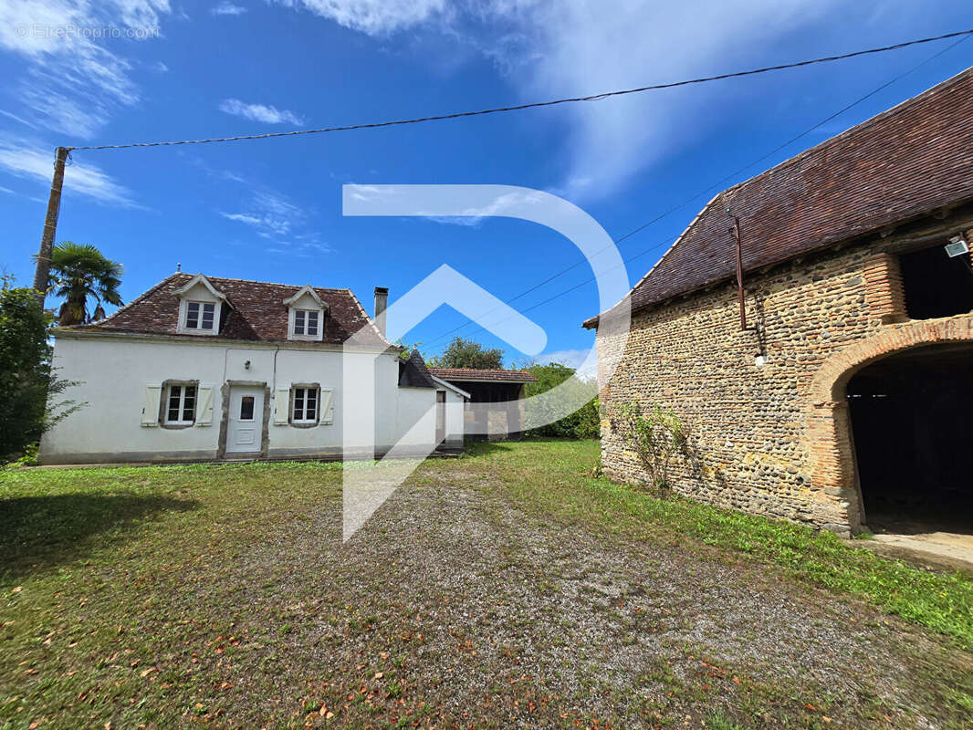 Maison à HAGETAUBIN