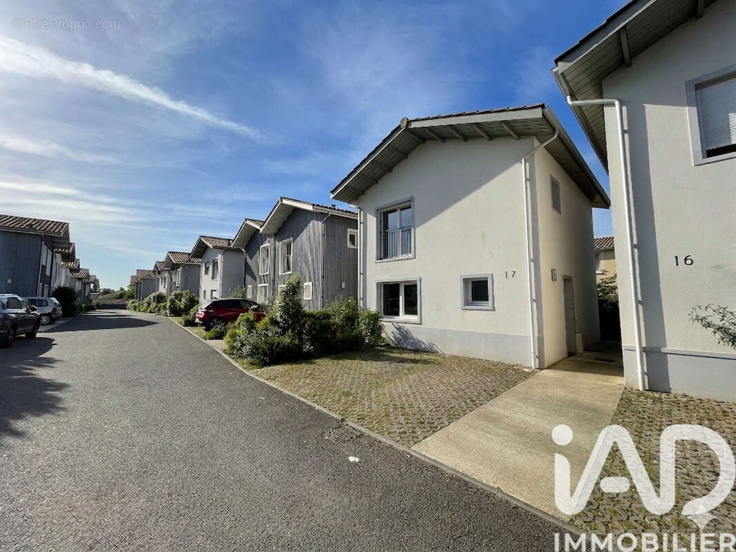 Photo 2 - Maison à ARTIGUES-PRES-BORDEAUX
