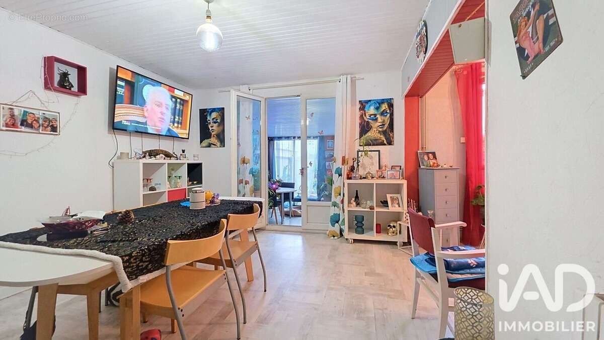 Photo 3