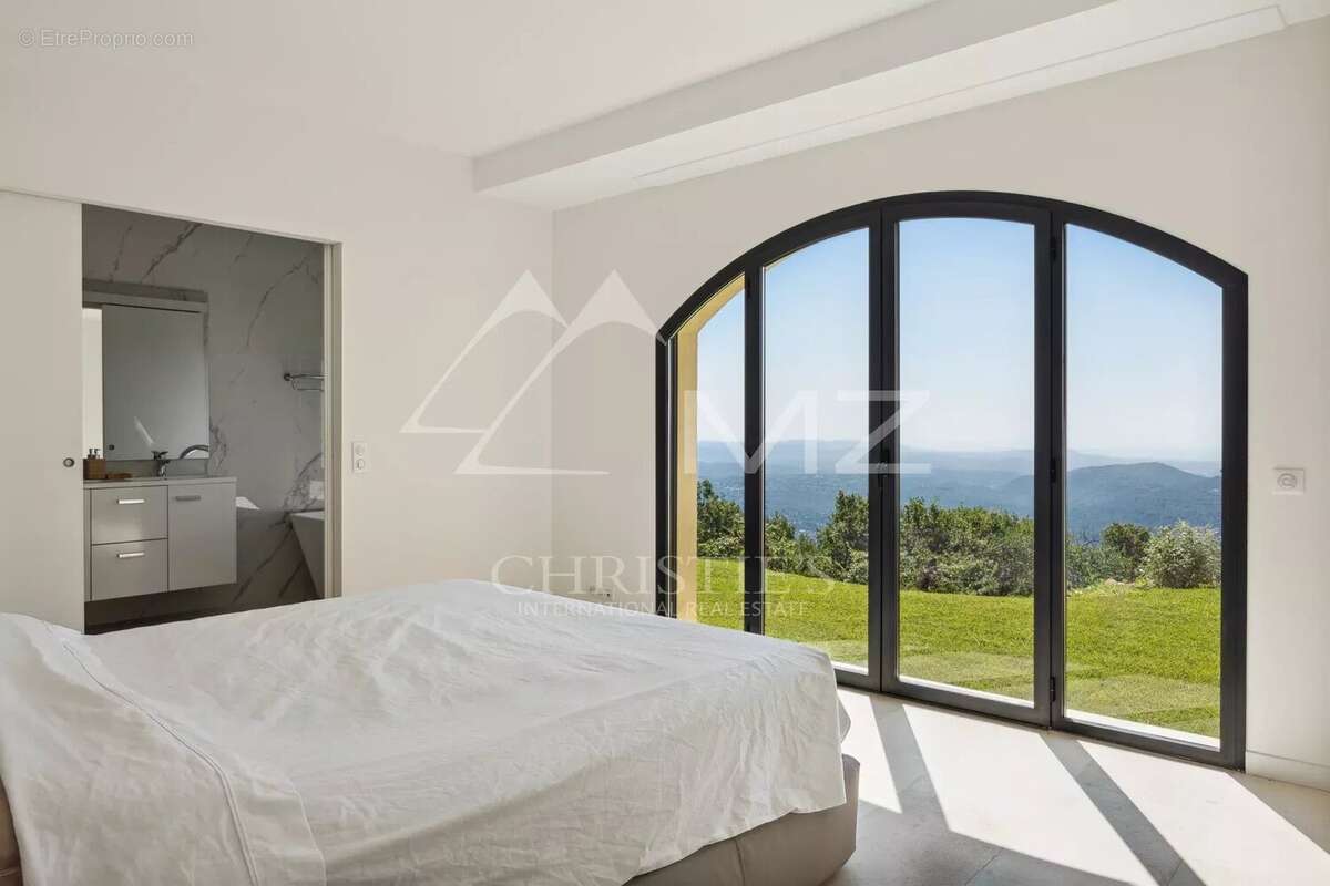 Maison à SPERACEDES