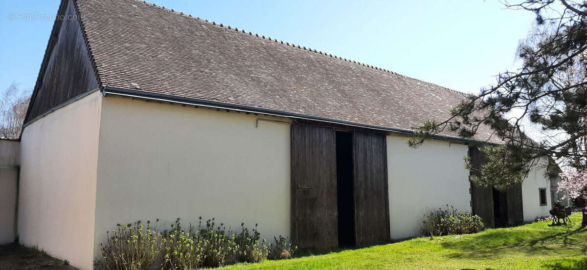 Maison à CHATEAUNEUF-EN-THYMERAIS