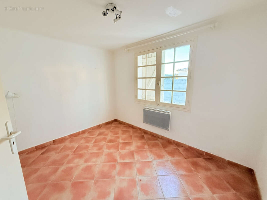 Maison à LE CASTELLET