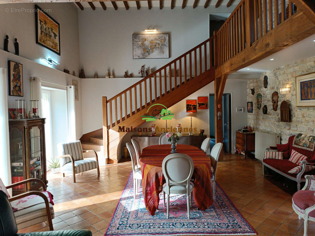 Entre caen et bayeux - maison ancienne 5 pp 192 m2, gîte40 m2, dependance et jardin - photo 11