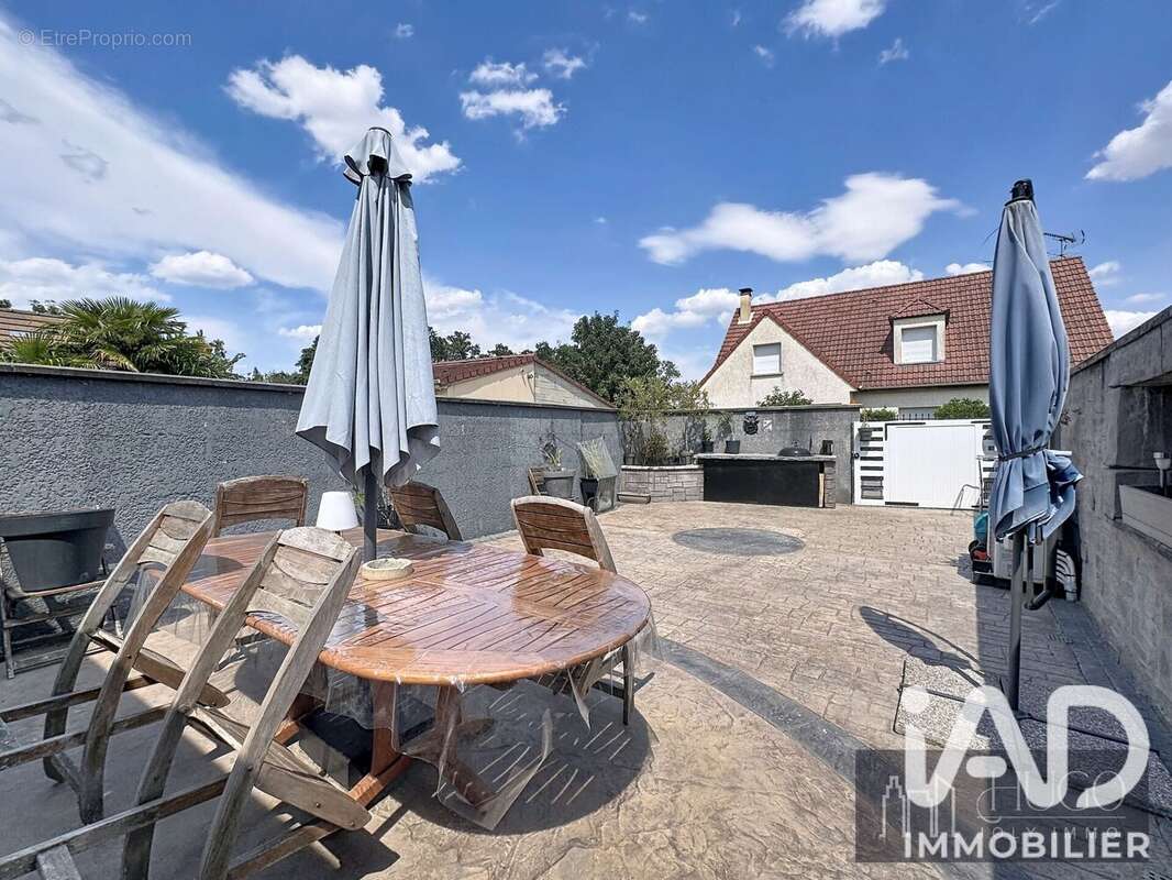 Maison 63 m² à Chatres  - photo 5