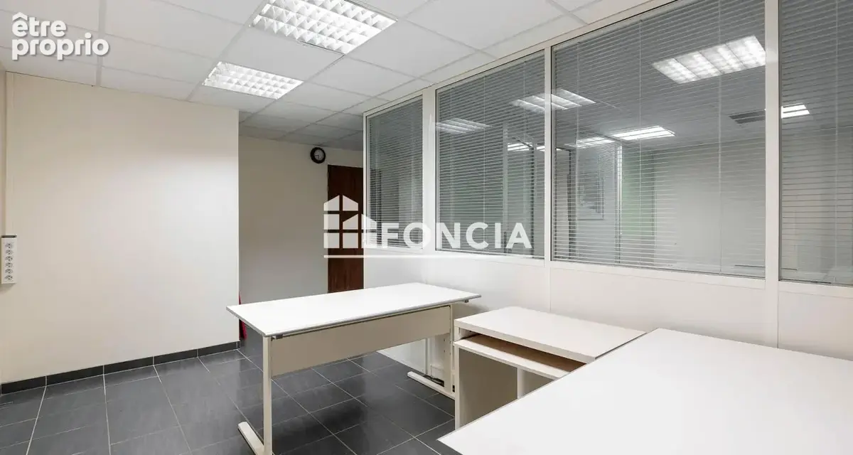 local professionnel en centre ville d'ANTONY - photo 8