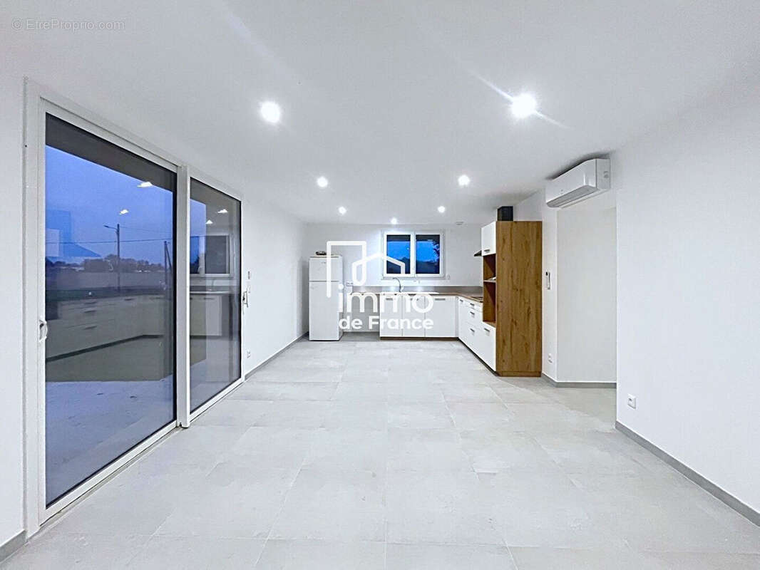 Appartement à POLLIAT