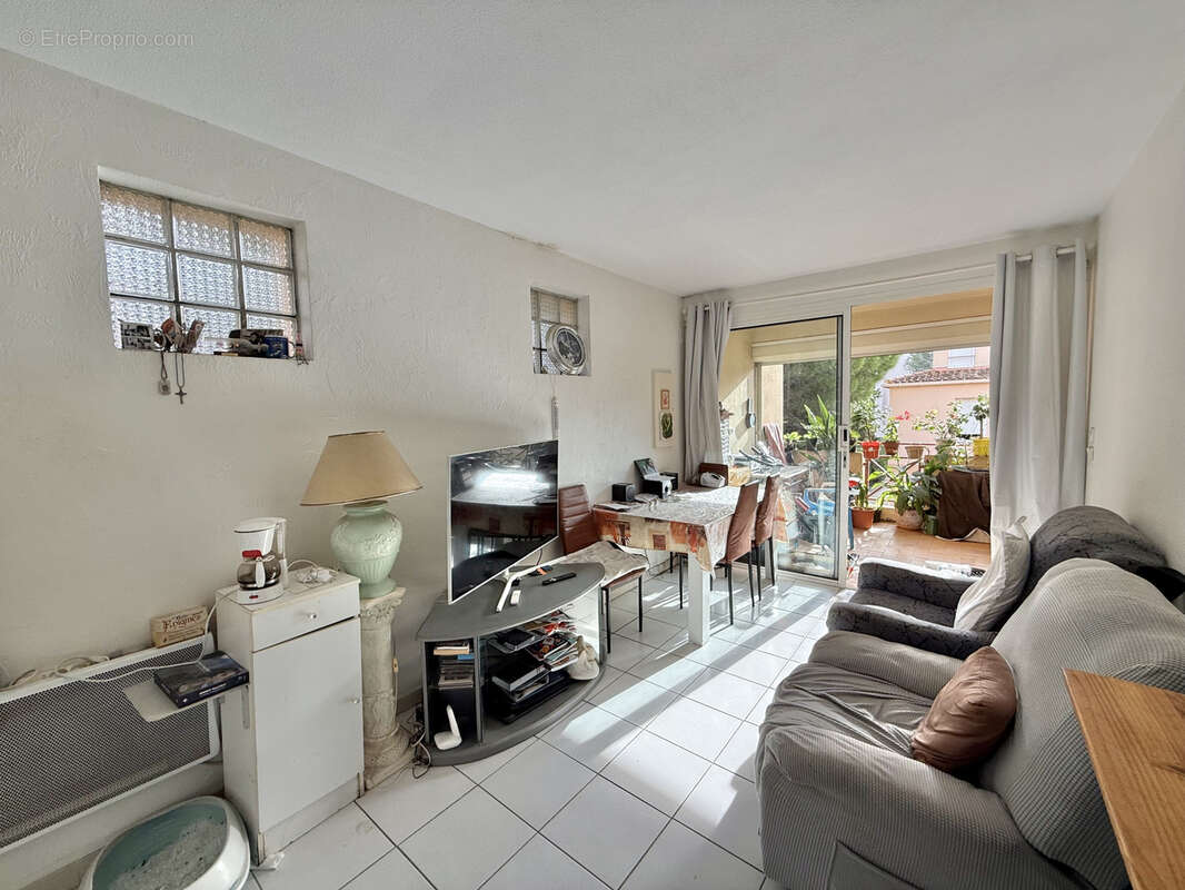 Appartement à HYERES