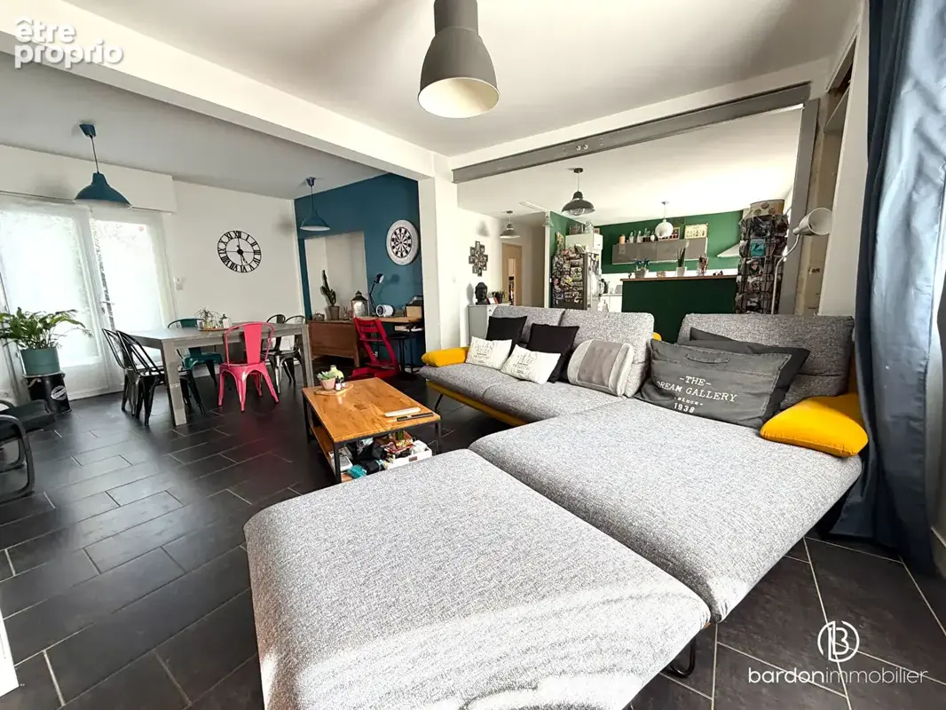 Maison 6 pièces - 4 Chambres- Centre Bourg de Froidfond - photo 3