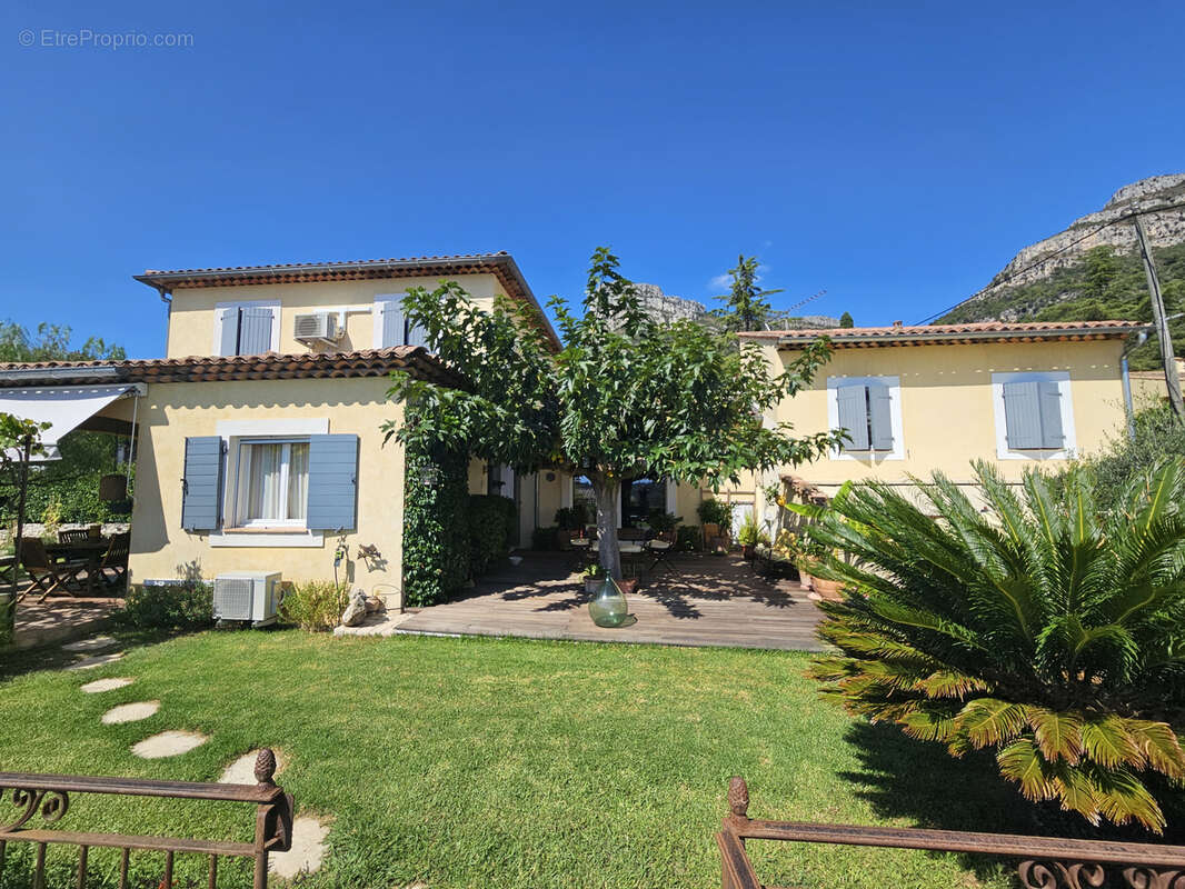 Maison à SAINT-JEANNET