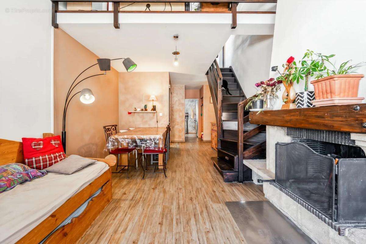 Appartement à ARACHES-LA-FRASSE