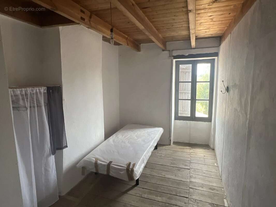 Grande maison avec maison d'amis et maison indépendante à rénover - photo 15