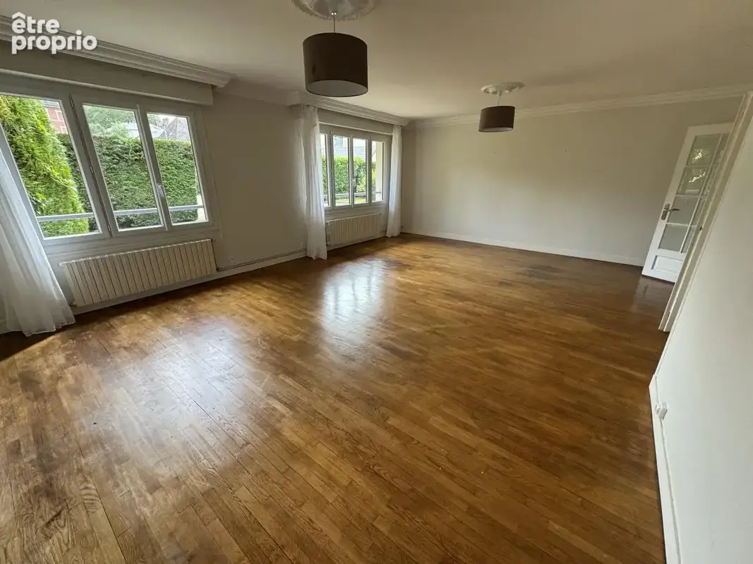 Appartement 4 pièces 87 m² à vendre à Lisieux (14100) - photo 2