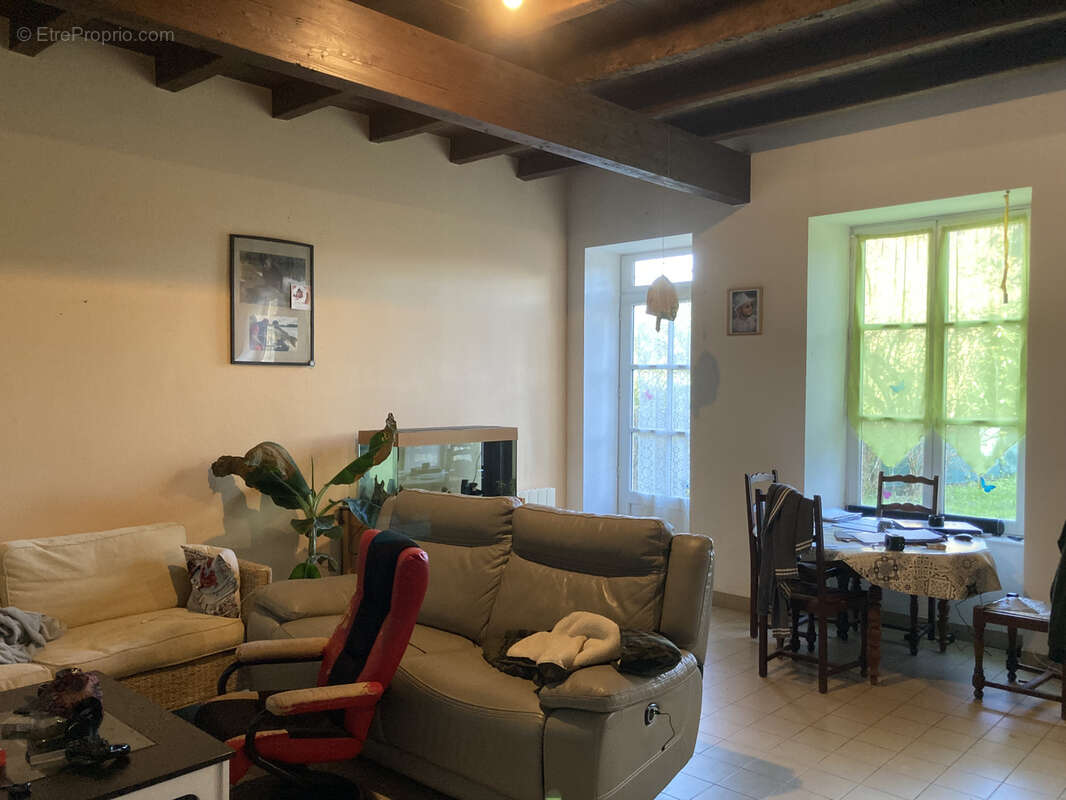 Appartement à SAINT-MAURICE-DES-LIONS