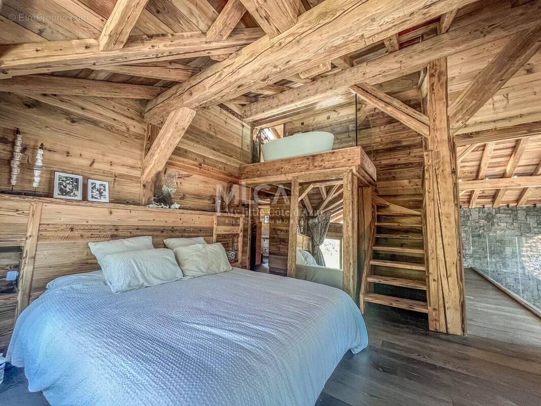 Maison à SAINT-ETIENNE-DE-TINEE