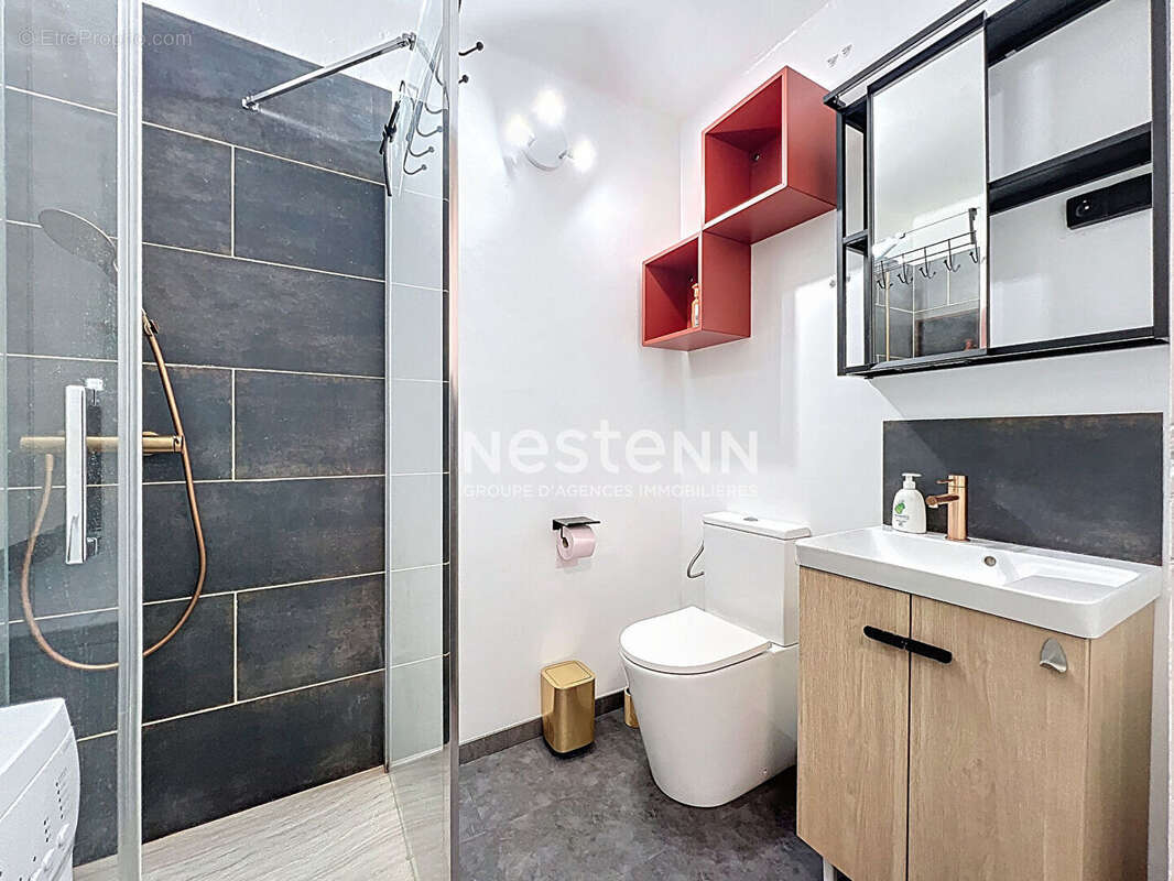 Appartement à VALLAURIS