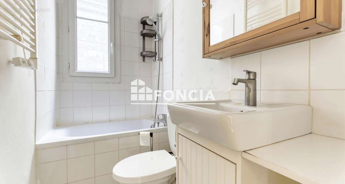 Appartement à PARIS-7E