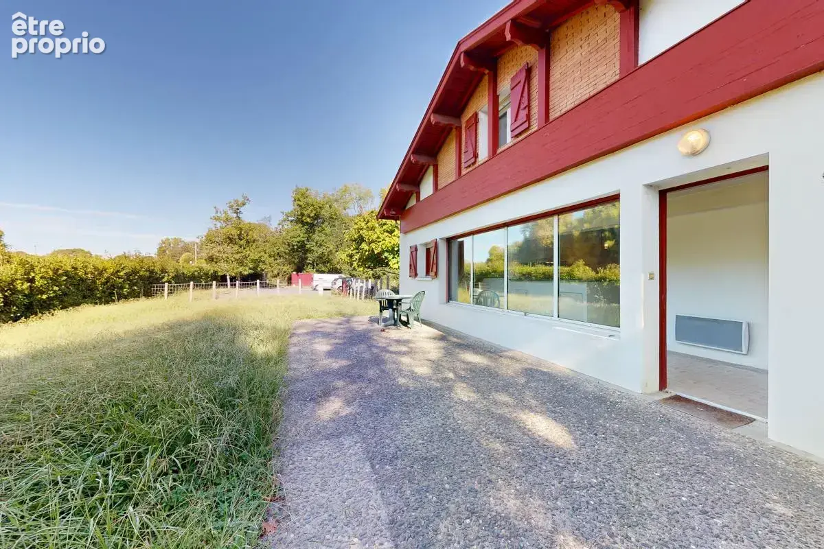 Maison basque 83 m² - 2 chambres + combles - Jardin - DPE C - photo 12