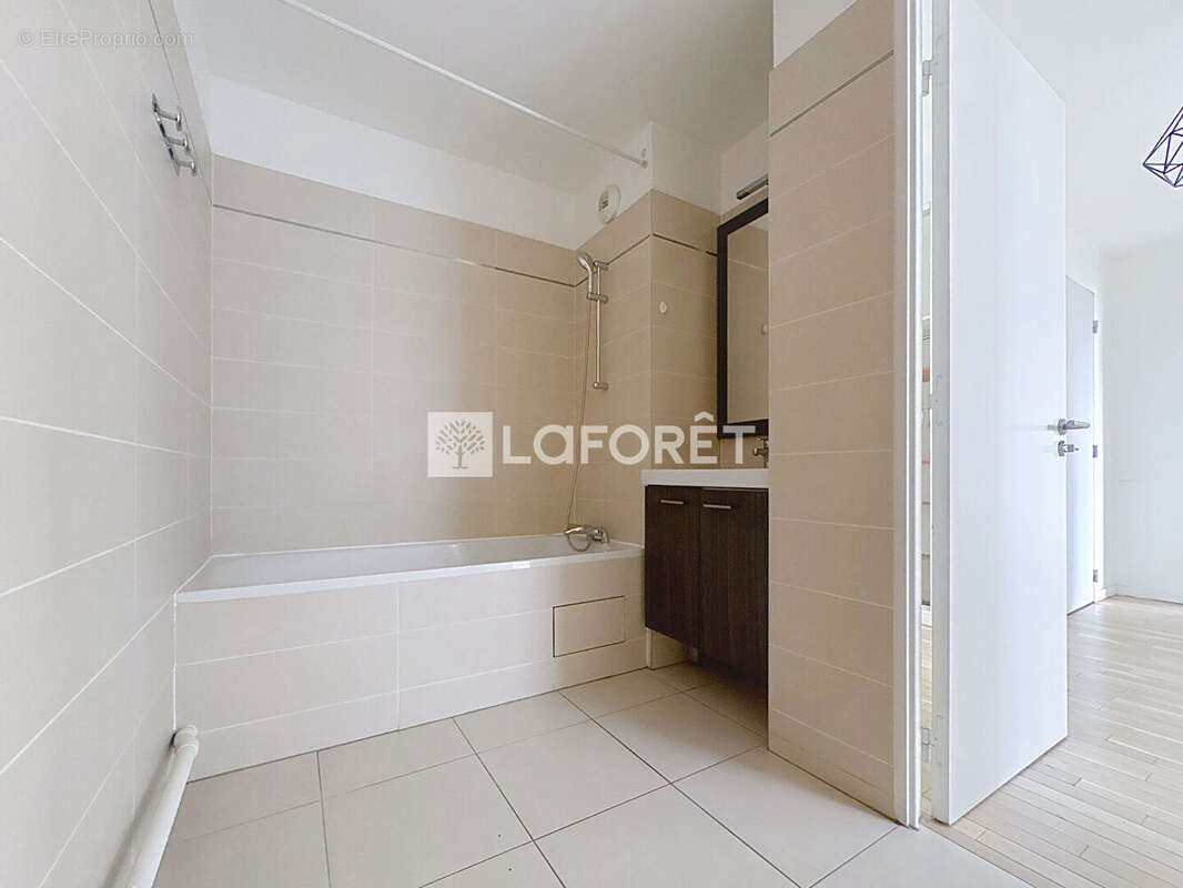 Appartement à ROMAINVILLE