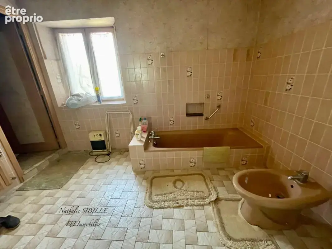 Maison 15 pièces / 346 m² / 95 000 EUR / JUSSEY - photo 11