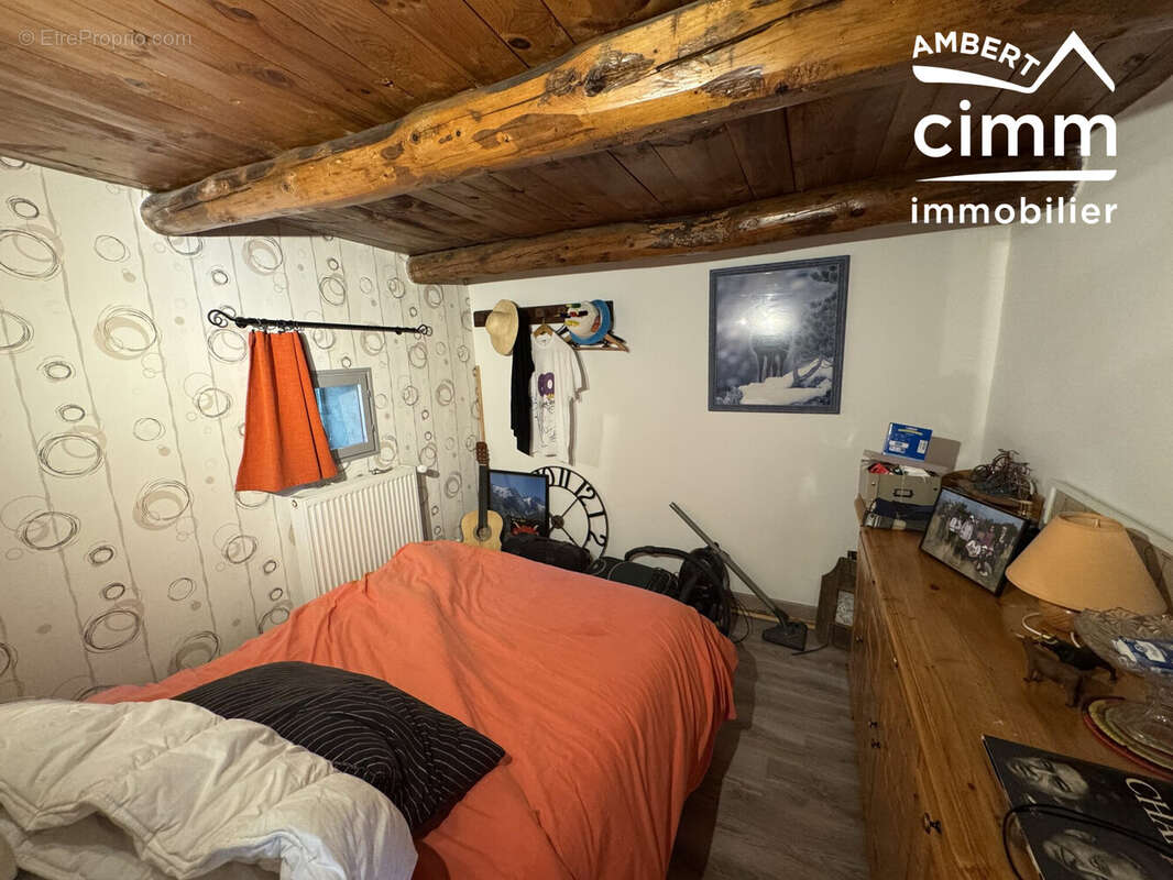 Maison à MEDEYROLLES