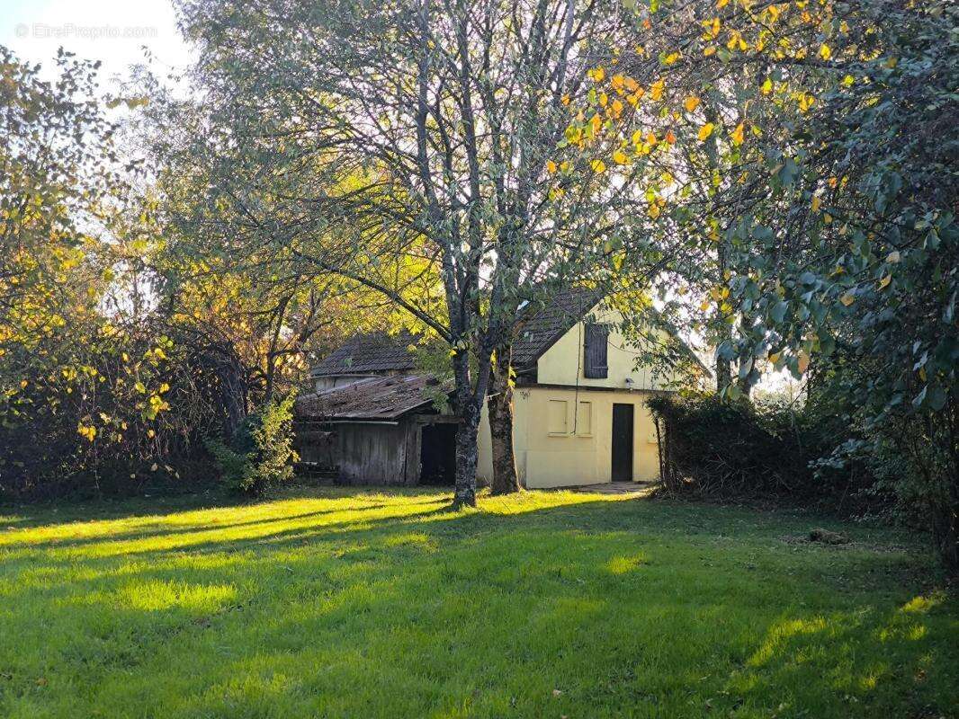 Maison à CHAZE-HENRY