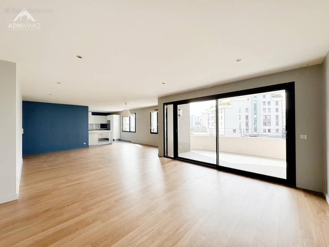 Appartement à SAINT-GENIS-POUILLY