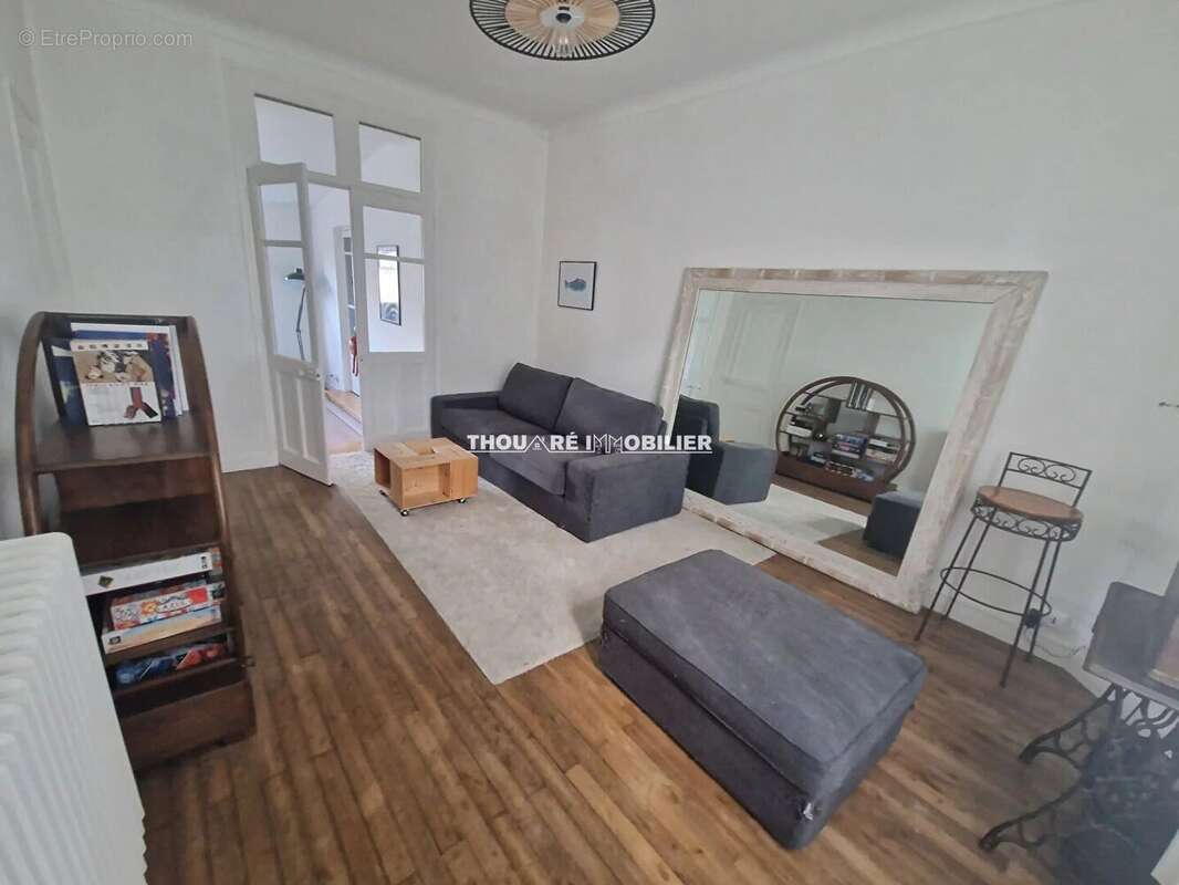 Maison Thouaré Sur Loire 5 pièce(s) 103 m2 Ultra Centre  - Services à pied !!! - photo 2