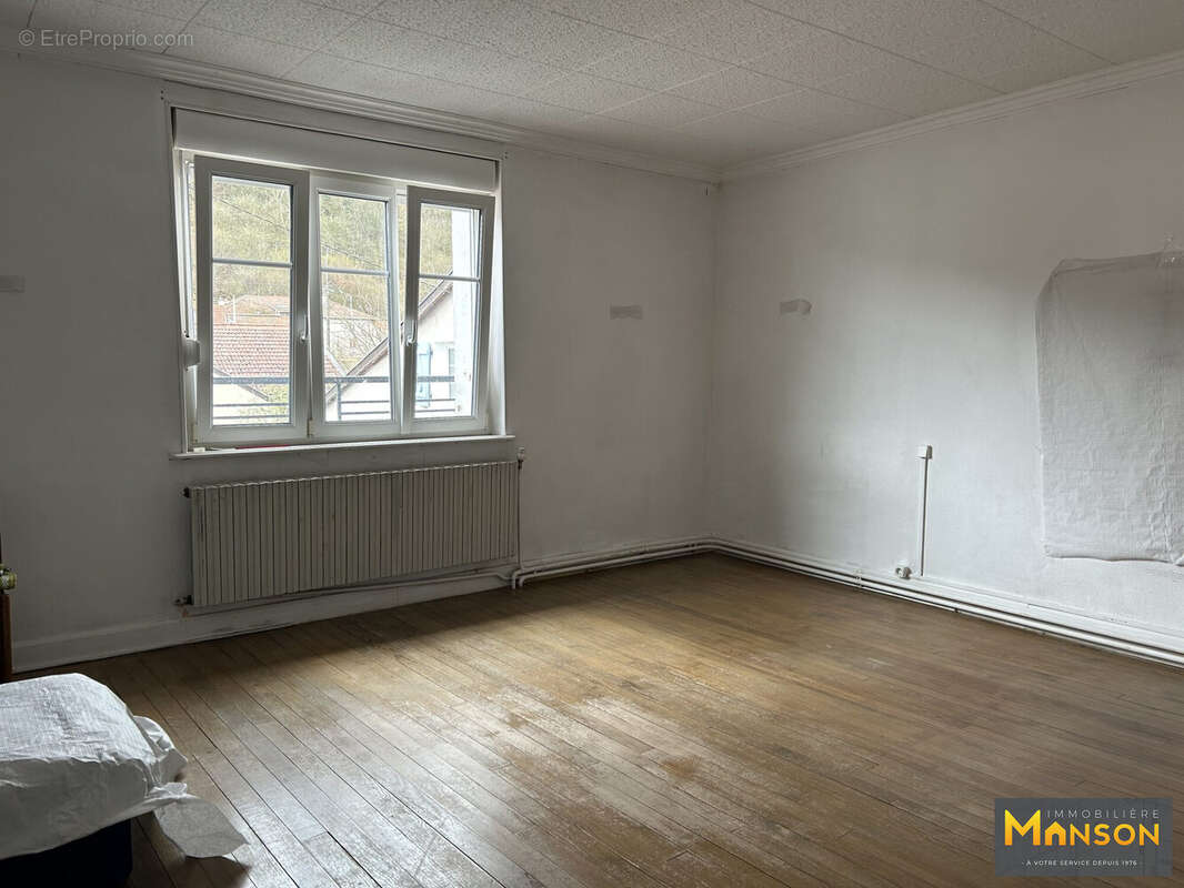 Maison à PIERRE-LA-TREICHE