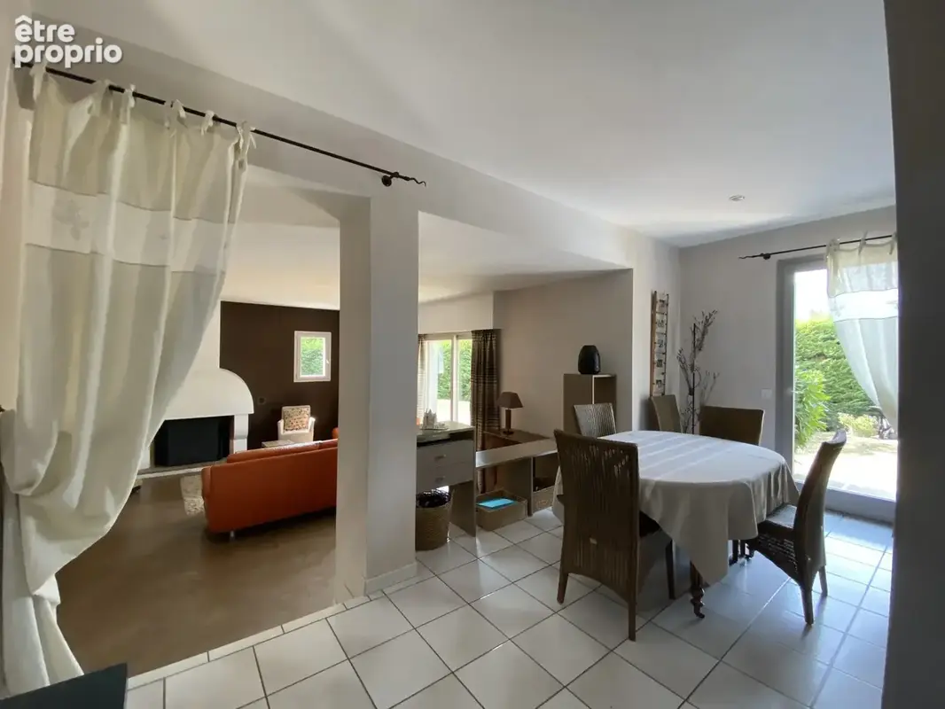 Maison 8 pièces 150 m² à vendre à Die (26150) - photo 4