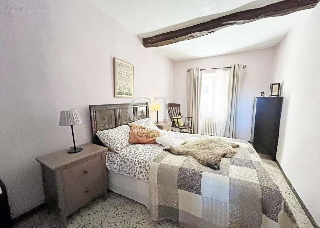 Élégante demeure en pierre avec terrasse panoramique à Vaison-la-Romaine - photo 22