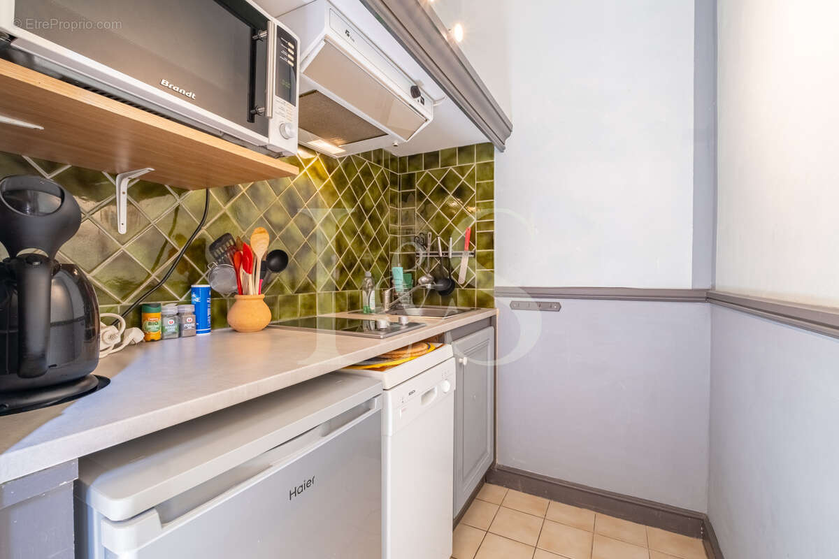 Appartement à MONTBRUN-LES-BAINS