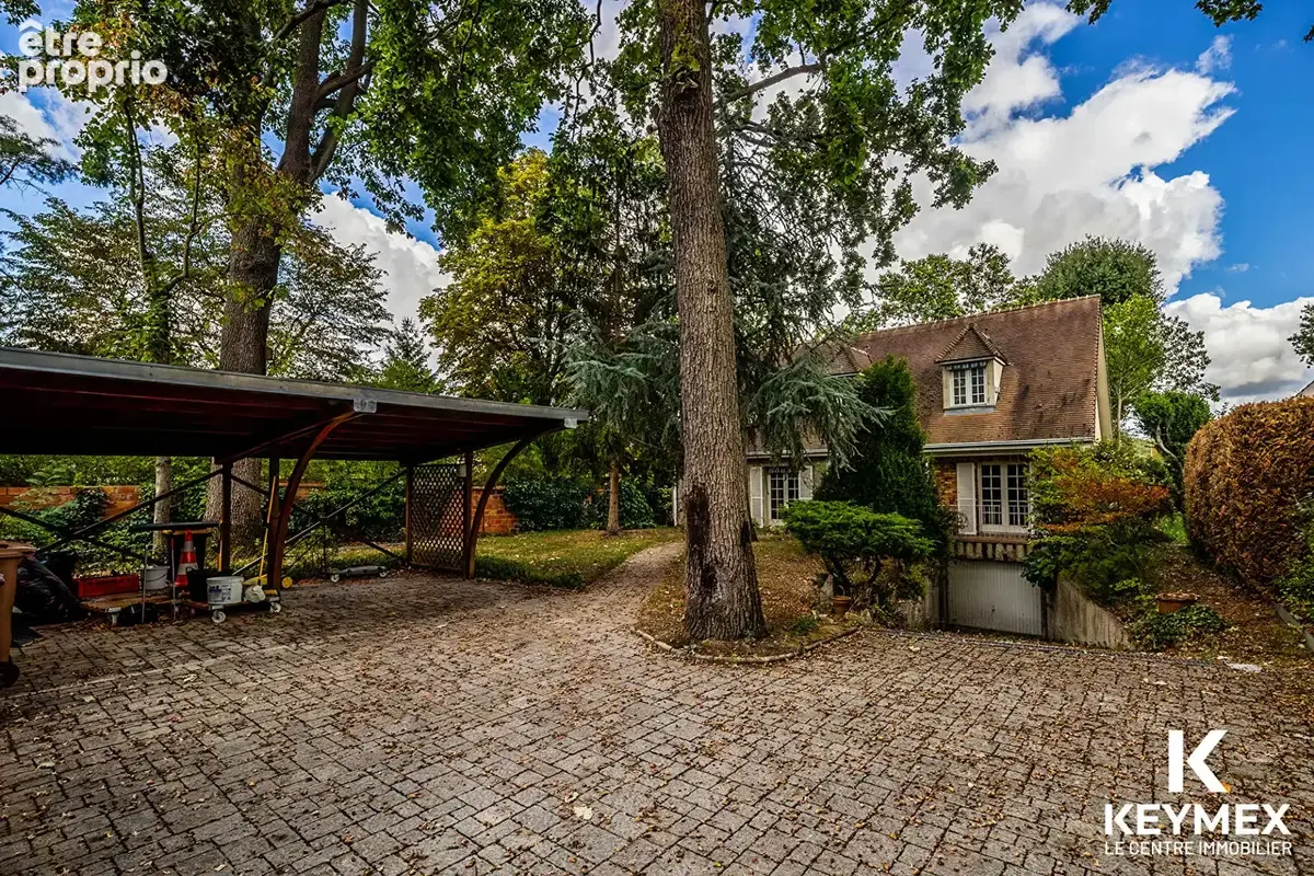 Photo Maison à Beauchamp au prix de 469 000€
