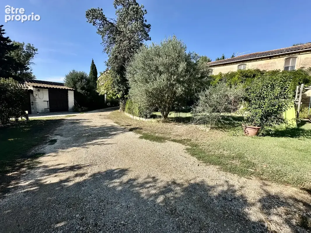 Arles (13)  Pont de Crau : Somptueuse Maison de Maître XIX ème de 280 m2 sur 2600 m2 de terrain - photo 22
