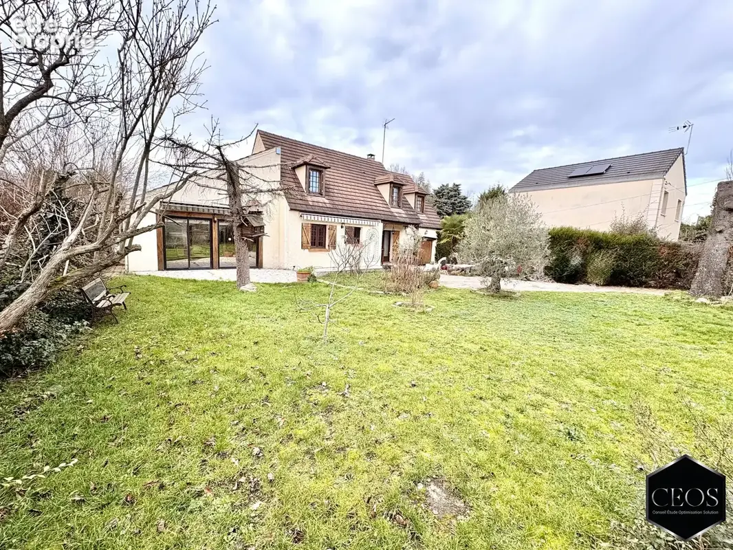 Maison 210 m² à Montigny-Les-Cormeilles  - photo 2