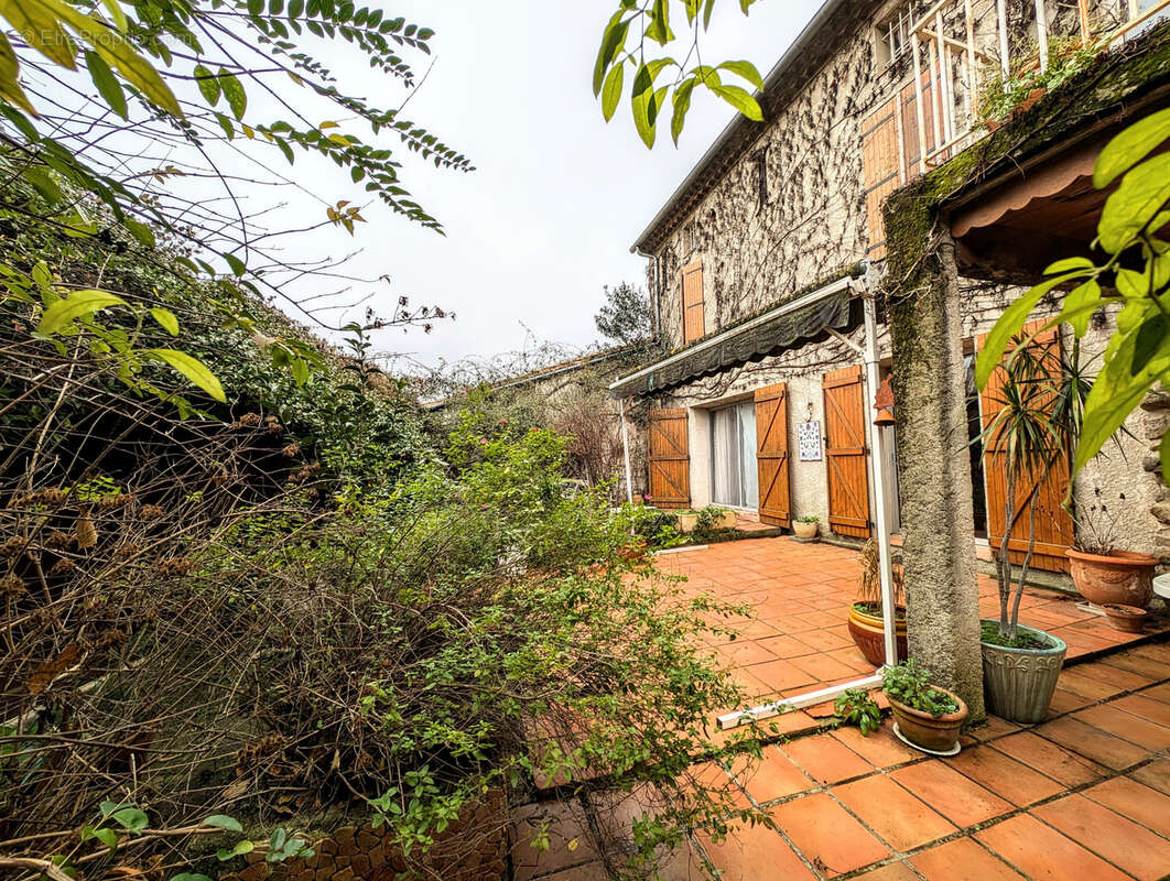 Maison à LEZIGNAN-CORBIERES