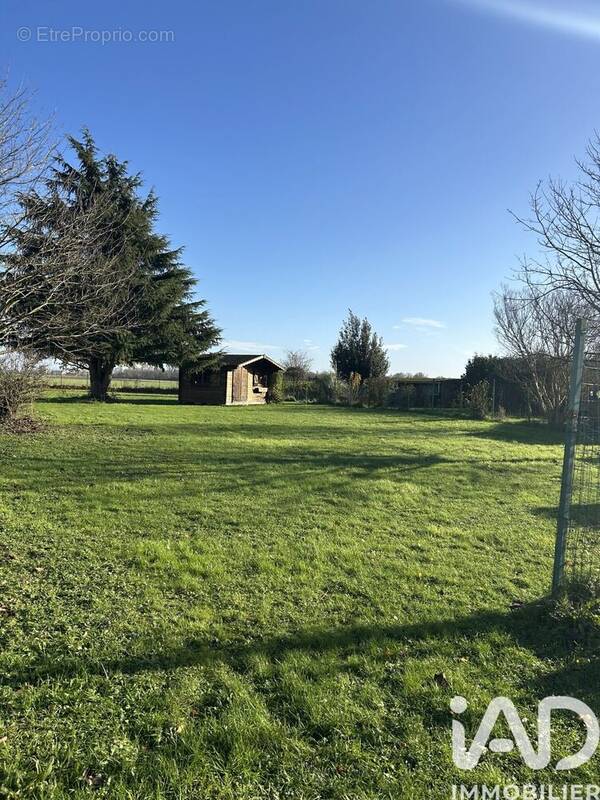 Photo 1 - Terrain à EVRY-GREGY-SUR-YERRE
