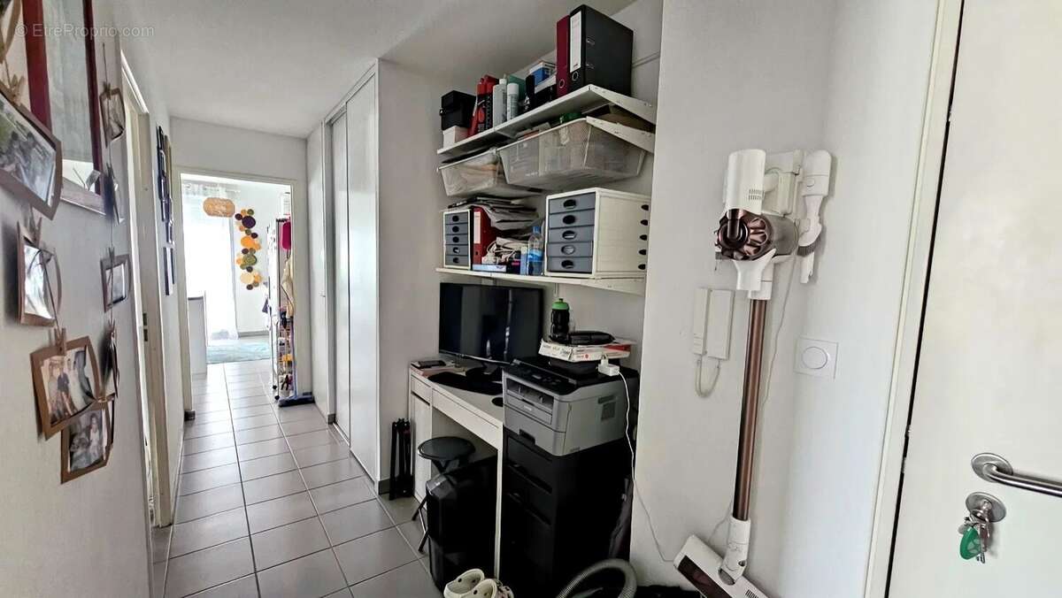 Appartement à MARSEILLE-3E