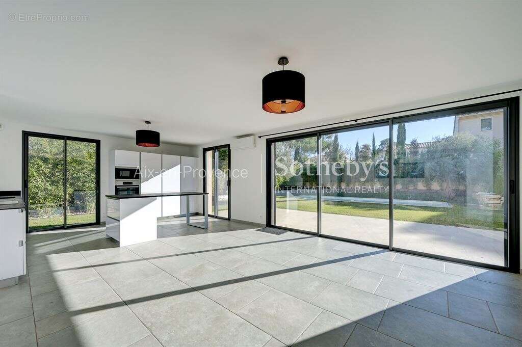 Maison à AIX-EN-PROVENCE