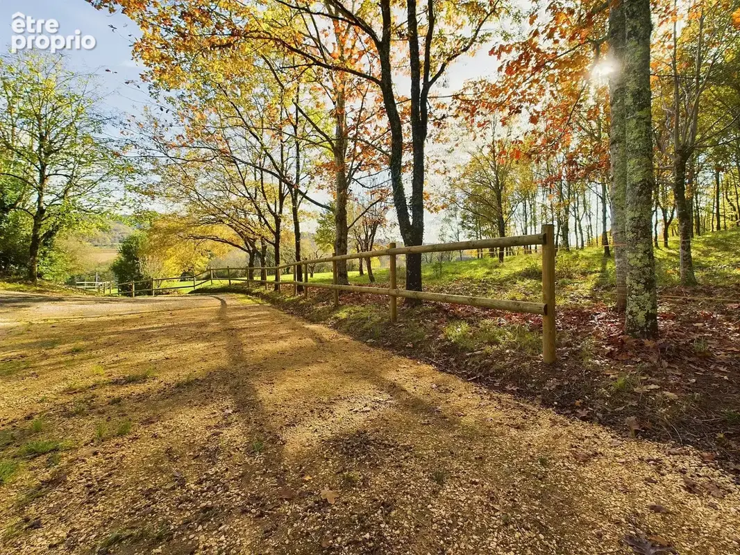 Maison magnifiquement rénovée avec écuries et potentiel de revenus - photo 17