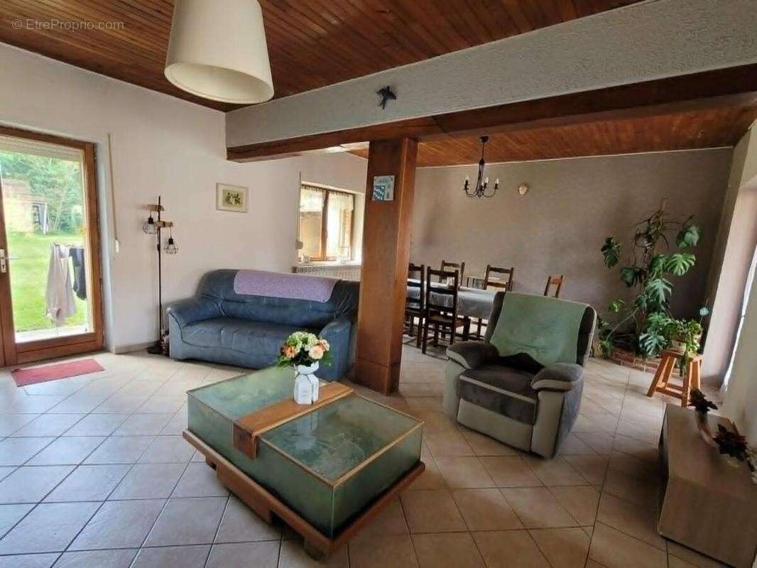 Maison 146 m² à Fontaine-Les-Croisilles  - photo 2