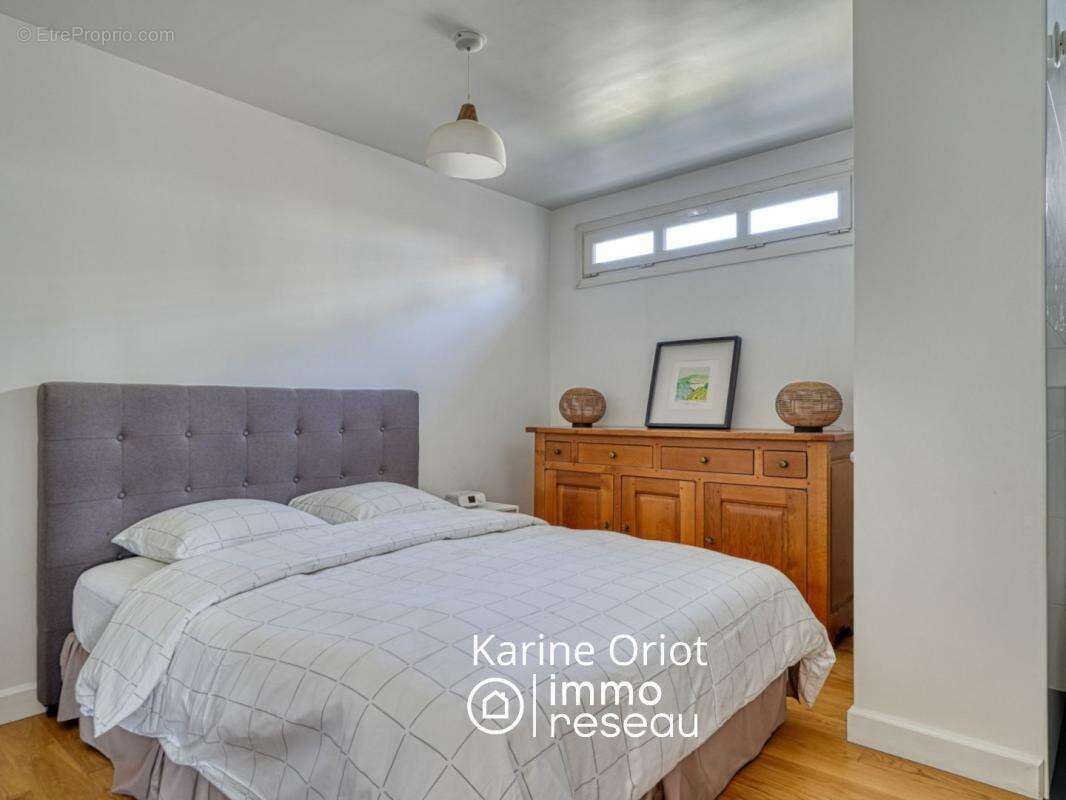 Appartement à PARIS-19E