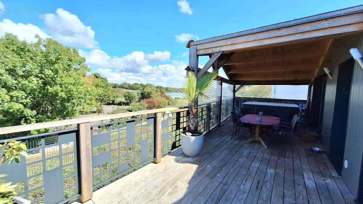 Maison à TALMONT-SAINT-HILAIRE