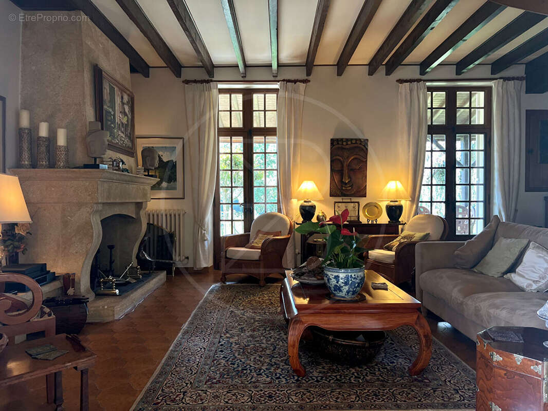Maison à LAMOTHE-MONTRAVEL