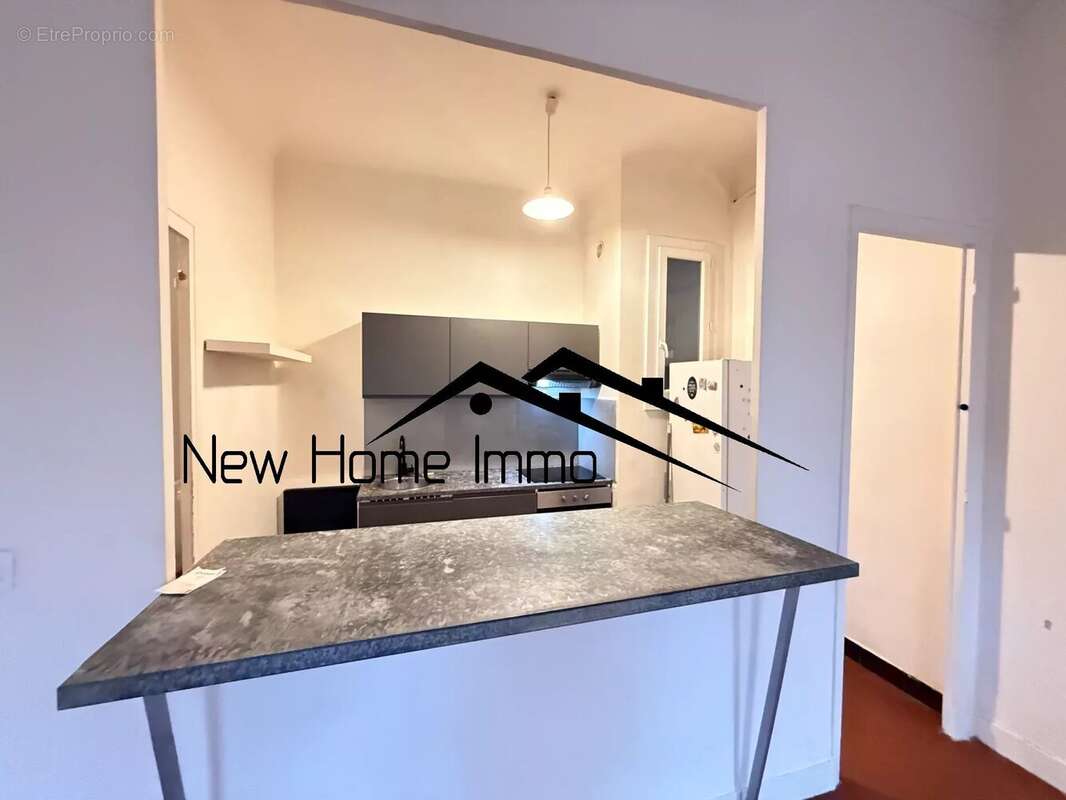 Appartement à MARSEILLE-6E